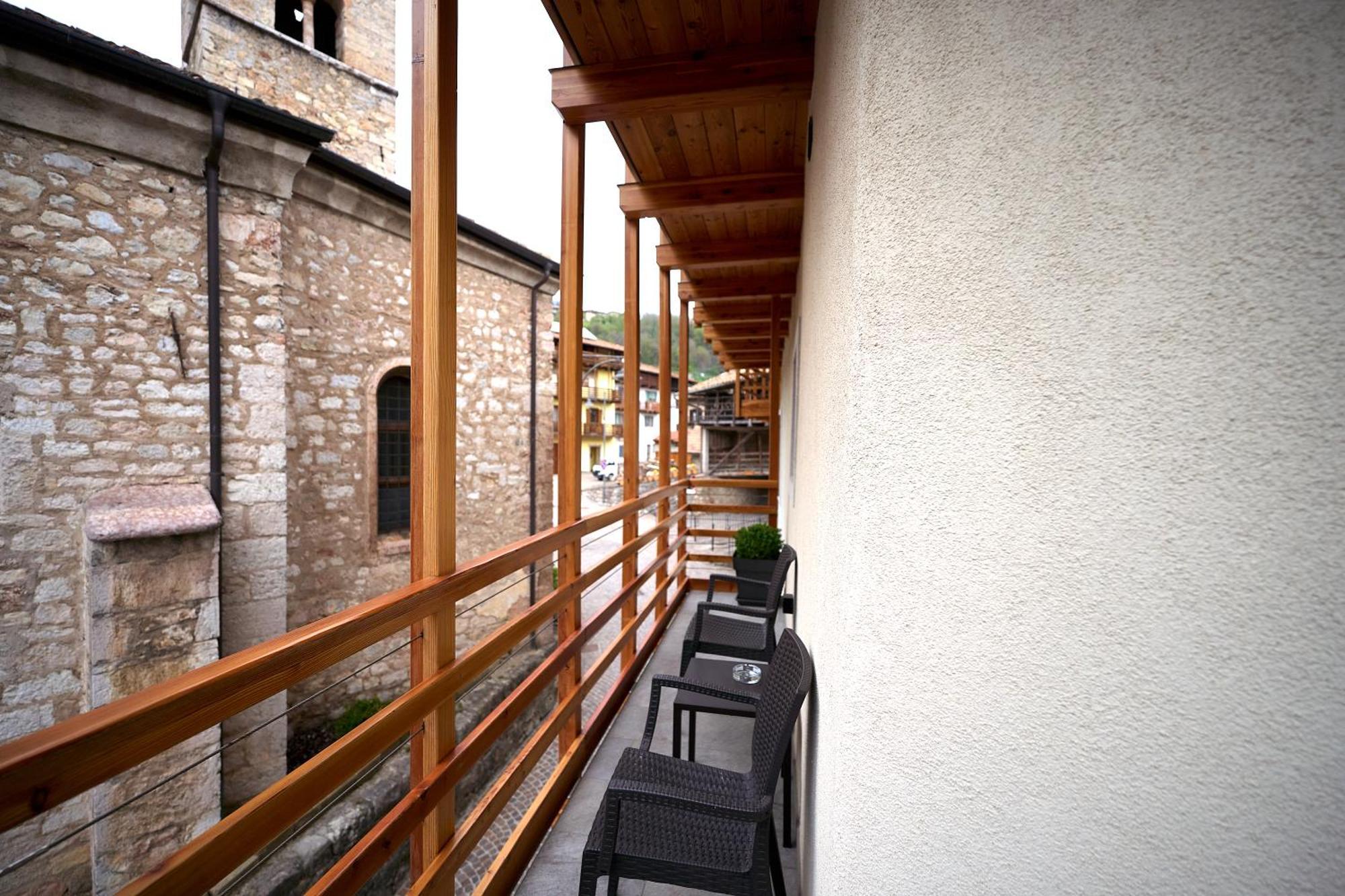 Dolcevita Ambiez B&B San Lorenzo Dorsino Bagian luar foto