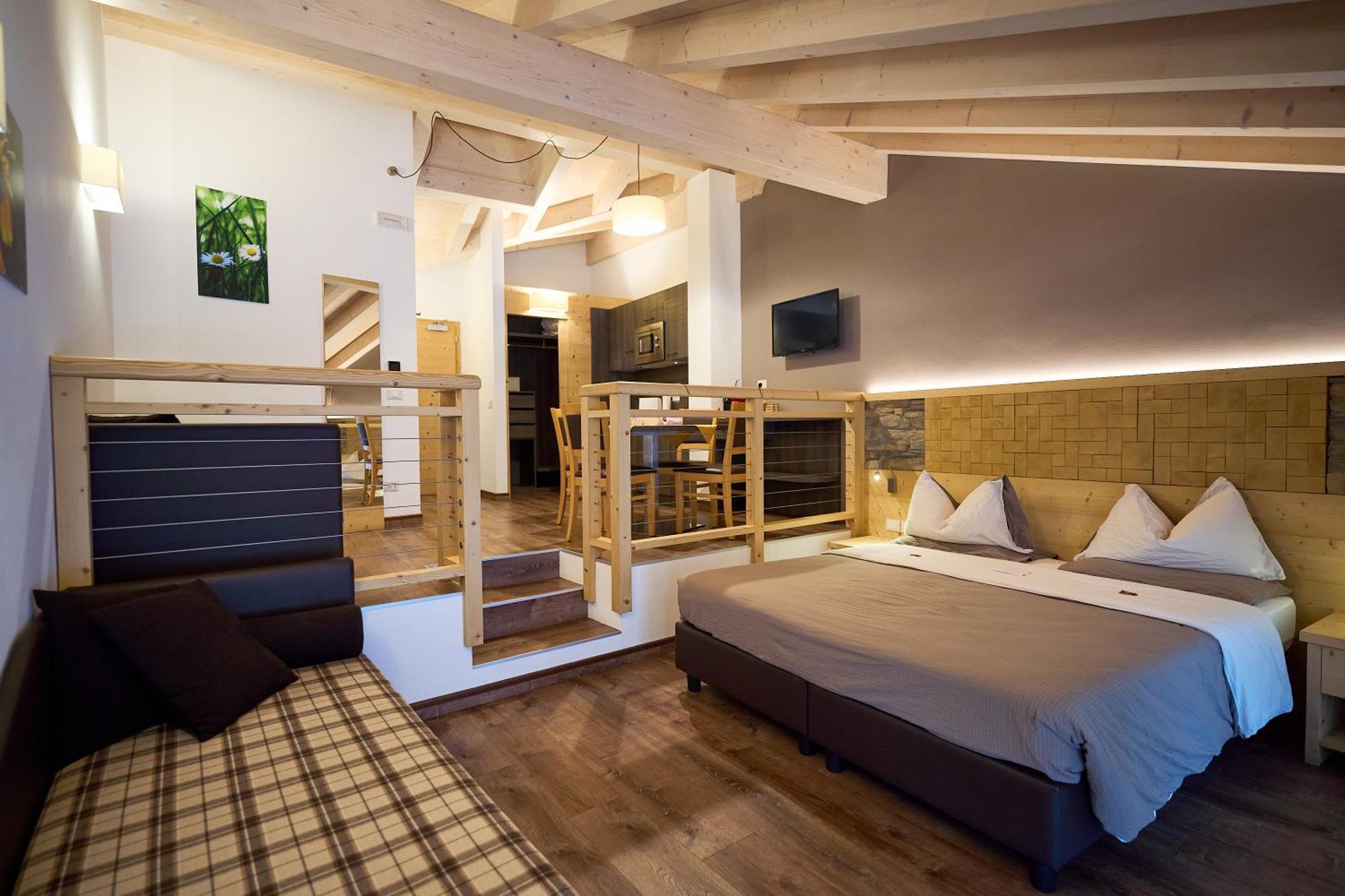 Dolcevita Ambiez B&B San Lorenzo Dorsino Bagian luar foto