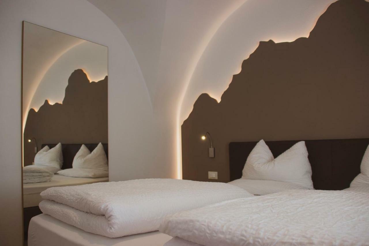 Dolcevita Ambiez B&B San Lorenzo Dorsino Bagian luar foto